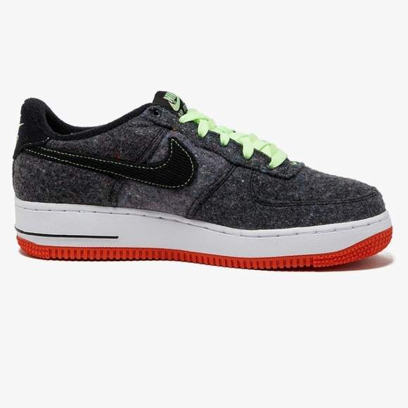 Nike NWT Air Force 1 LV8 (GS) Boys - Picture 3 of 7